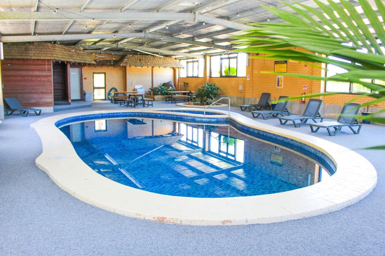 Boomerang Hotel Lavington Zewnętrze zdjęcie