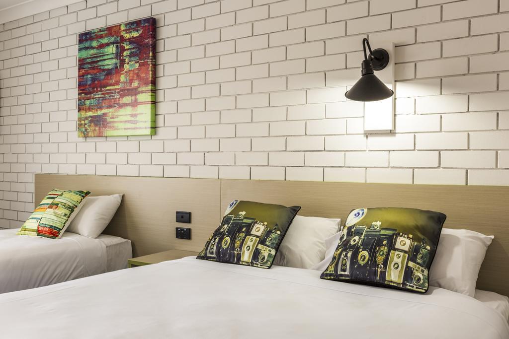 Boomerang Hotel Lavington Zewnętrze zdjęcie
