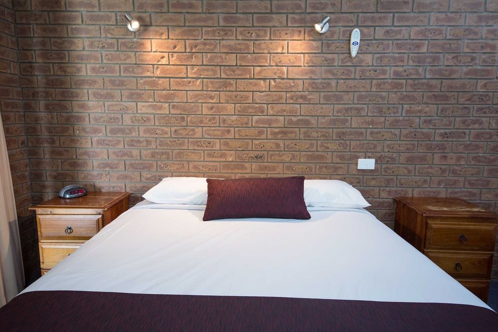 Boomerang Hotel Lavington Zewnętrze zdjęcie