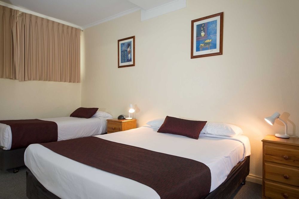 Boomerang Hotel Lavington Zewnętrze zdjęcie