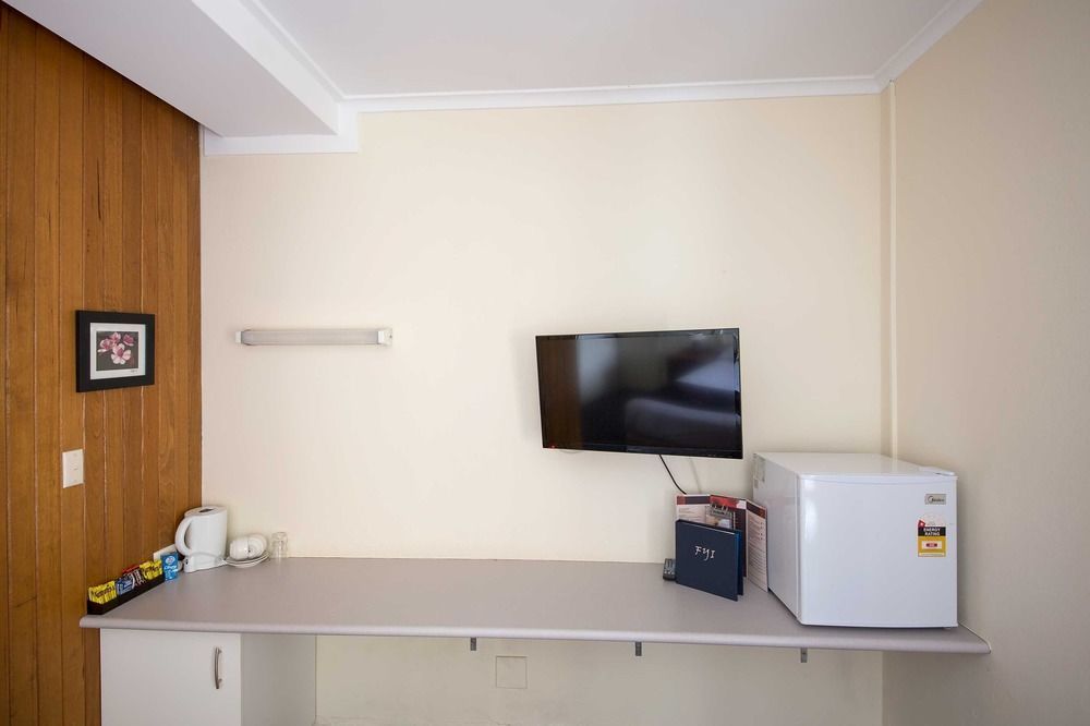Boomerang Hotel Lavington Zewnętrze zdjęcie