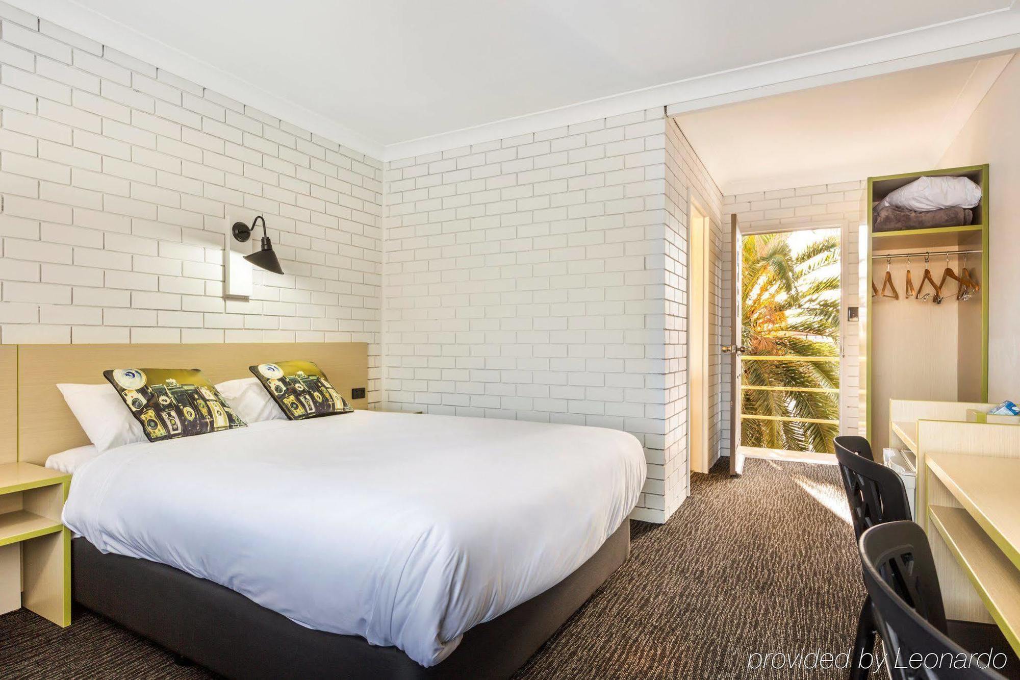 Boomerang Hotel Lavington Zewnętrze zdjęcie